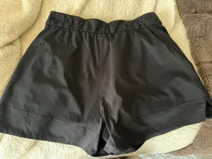 Lululemon Shorts thumbnail 4