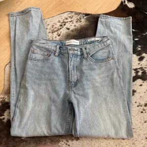 DENIM FORUM The Romy‎ Mod Rise Classic 30L Size 27 thumbnail 3