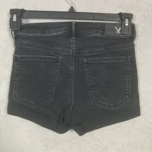 American Eagle Super Hi-Rise Shortie Women 2 Black‎ Super Super Stretch Denim thumbnail 2