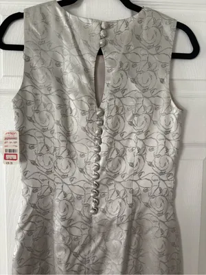 NWT Vintage Maggy London Silver Floral Jacquard Cocktail Sheath Dress Size 4 thumbnail 8