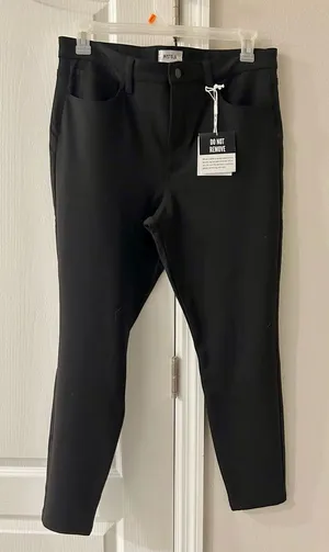 NWT Pistola Aline Night Out Black Pants Size 32 thumbnail 1