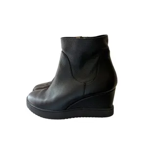 Sofft Shary Water Resistant Black Leather Wedge Boot 8.5 thumbnail 2