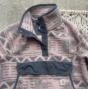 Carhartt Tribal Print Fleece Pullover Jacket Women’s Size Medium thumbnail 4