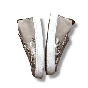 Hey‎ Dude Peyton Slip-On Sneakers Women’s Size 7 Brown Snakeskin Casual Comfort thumbnail 3