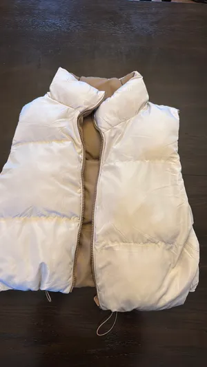 Amazon Puffer Vest thumbnail 3