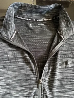 Under Armour top thumbnail 4