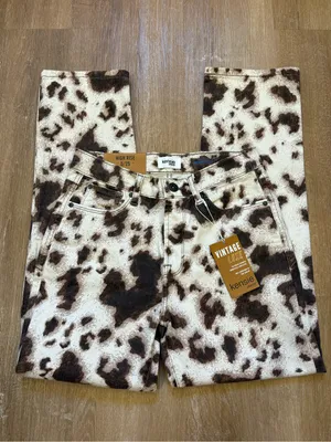 Kensie The Ella High Rise Straight Vintage Luxe Jeans thumbnail 2