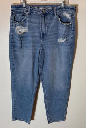 American Eagle Mom Straight Jean Size 18 Medium Blue thumbnail 1