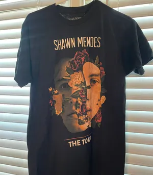 Shawn Mendes Tour Merch thumbnail 1