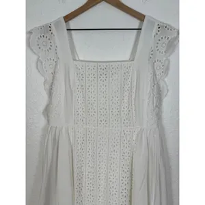 English Factory Eyelet Sleeveless Square Neck Maxi Dress in White Size Large thumbnail 4