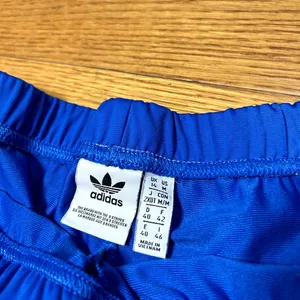 Three Stripe Roller Derby Shorts Womens Size Medium Royal Blue Black thumbnail 4