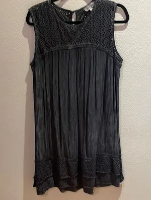 Knox Rose Gray Smocked Pleated Mini Dress thumbnail 1