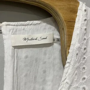 Mustard Seed Dress Lace Ruffle Sleeves Lightweight‎ Shorts Lined Small V Neck thumbnail 5
