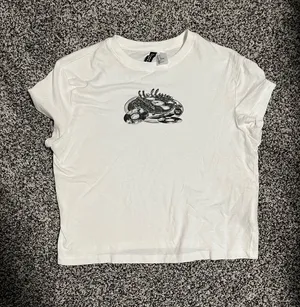 Divided H&M Crop Top White Short Sleeve Graphic Hollywood S Tee thumbnail 1