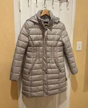 Guess Womens M Puffer Grey Hooded Jacket Black Size M thumbnail 1