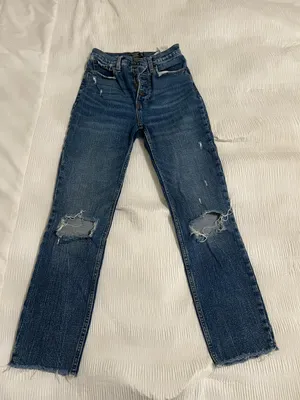 Abercrombie & Fitch Mom Jeans thumbnail 1