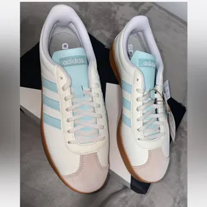 Adidas VL courtbase shoes thumbnail 3