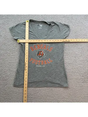 NFL Team Apparel Cincinnati Bengals Womens Heather Gray V-Neck Graphic T-Shirt L thumbnail 3