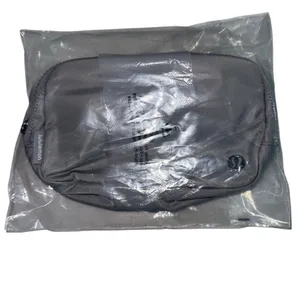 Everywhere Belt Bag 1L Wordmark Silver Drop / White thumbnail 6