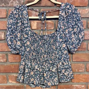 NWOT ASTR the Label Clairemont Top in Blue Peach Multi Floral thumbnail 9