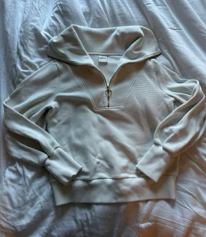 Varley Vine Sweatshirt In Ivory thumbnail 2