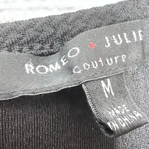 Romeo & Juliet Couture Black Sleeveless Belted Wide Leg Jumpsuit Size Medium thumbnail 9