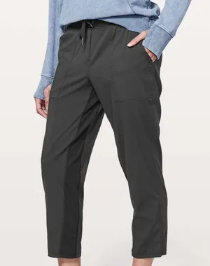 Lululemon Dance Studio Crop II Unlined Black Size 4 thumbnail 1