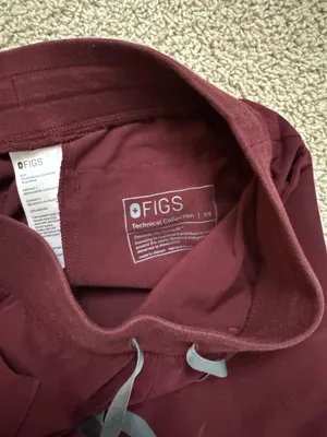 FIGS Jogger Scrub Pants thumbnail 2