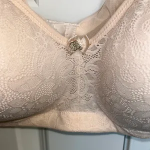 Breezies Lace Wireless Bra thumbnail 2