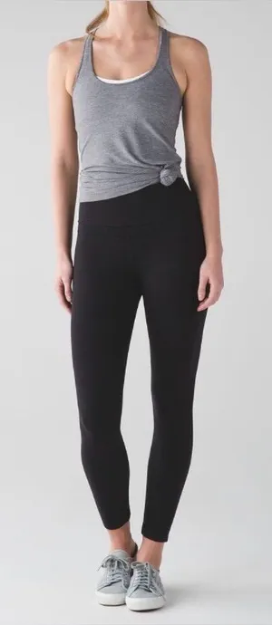 Lululemon Align Pant 30” Sz 4 Black Stretch Logo Pilates Yoga Workout thumbnail 1
