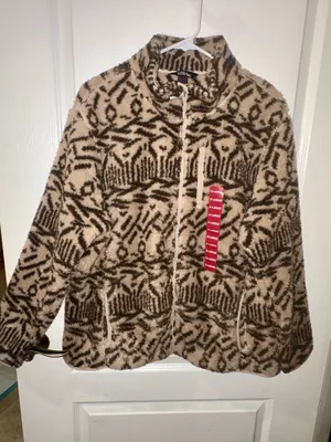Eddie Bauer Women's Fleece Jacket in the Pumice Mountain Geo print thumbnail 1