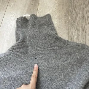 Nordstrom Cashmere Sweater turtleneck long sleeve womens Gray (small) classic thumbnail 3