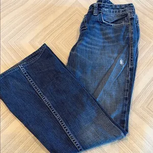 William Rast Belle Flare Jeans Size 28 Distressed Ripped Denim Snap Pockets thumbnail 1