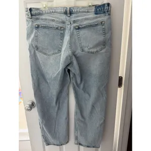 Abercrombie & Fitch High Rise Distressed Mom Jeans‎ Size 16 thumbnail 7