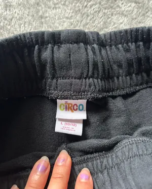 black workout shorts thumbnail 2