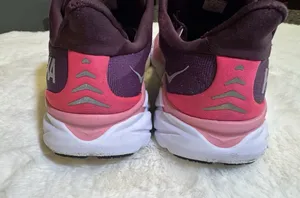 Hoka One One Clifton 8 Women's Running Shoes Size 9.5 thumbnail 2