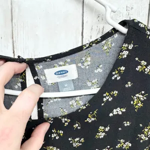 Old‎ Navy Dress Women Size Medium Black Dainty Floral Short Sleeve T-Shirt Mini thumbnail 6