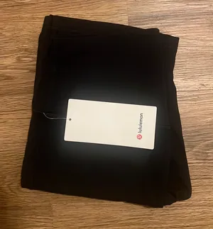 Lululemon align HR Crop 23” Size 12 thumbnail 8