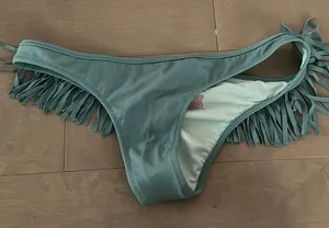BNWT Victoria’s Secret itsy fringe bikini bottom XS thumbnail 1