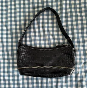Tommy Hilfiger Vintage Purse thumbnail 1