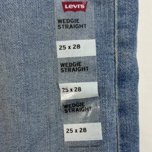 Levis Wedgie Straight High Rise Distressed Jeans Light Wash‎ 25x28 NEW Capsule thumbnail 11