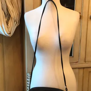 Plain shoulder bag Black thumbnail 2