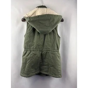 Women’s Market & Spruce Medium Army Green Faux Fur Lined Vest thumbnail 3