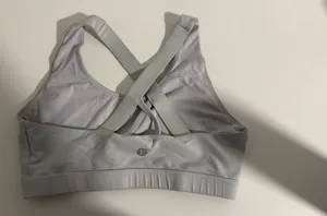 White sports bra thumbnail 1