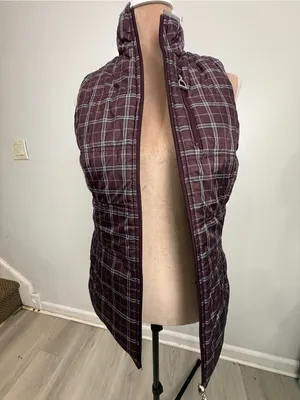 Ariat Plaid Quilted Puffer Vest - Burgundy with Gray thumbnail 10