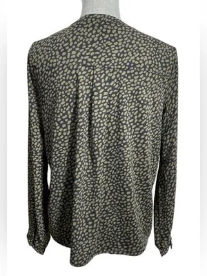 Ann Taylor Green & Black Printed Long Sleeve Blouse Size S Pleated Front thumbnail 4