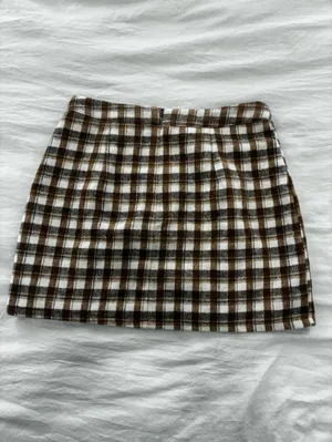SHEIN Brown and White Plaid Mini Skirt thumbnail 3