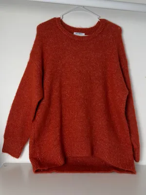 Old Navy Women's Burnt Orange Crewneck Sweater thumbnail 2
