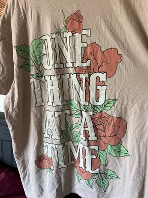 oversized Morgan Wallen shirt MEdium "one thing at a time" thumbnail 3