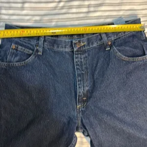 Wrangler Denim Waist: 36, Inseam: 28 Inches thumbnail 3